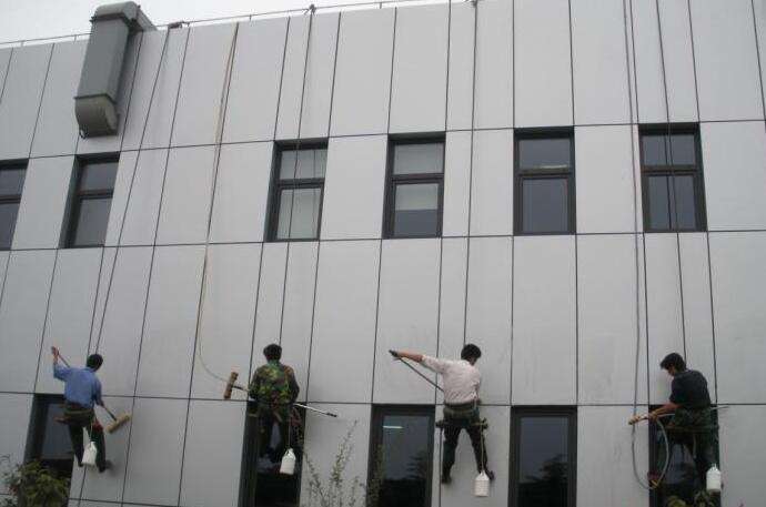 西青区朗庭园屋面防水施工案例